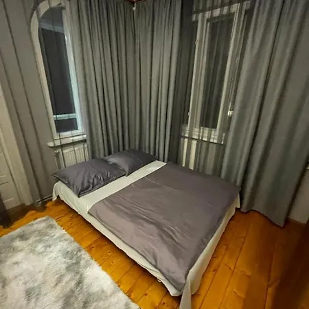 萨迪巴季思科波维特利亚旅馆 招待所 亚列姆切