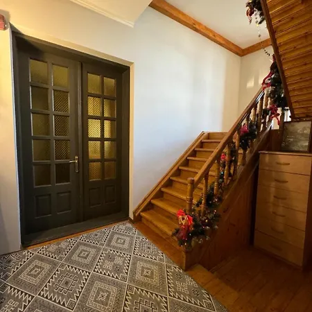 Konukevi Girske Povitria Yaremche